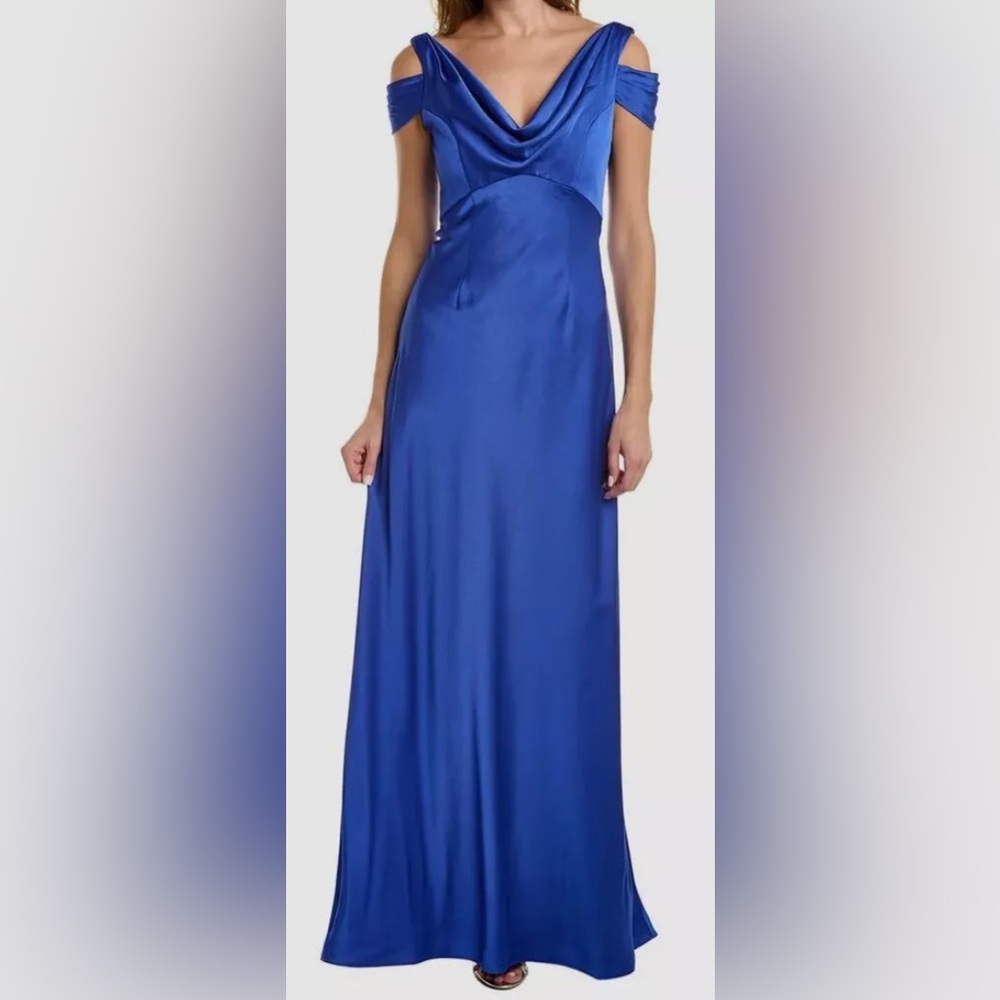 NWT 💙 THEIA Couture Gown